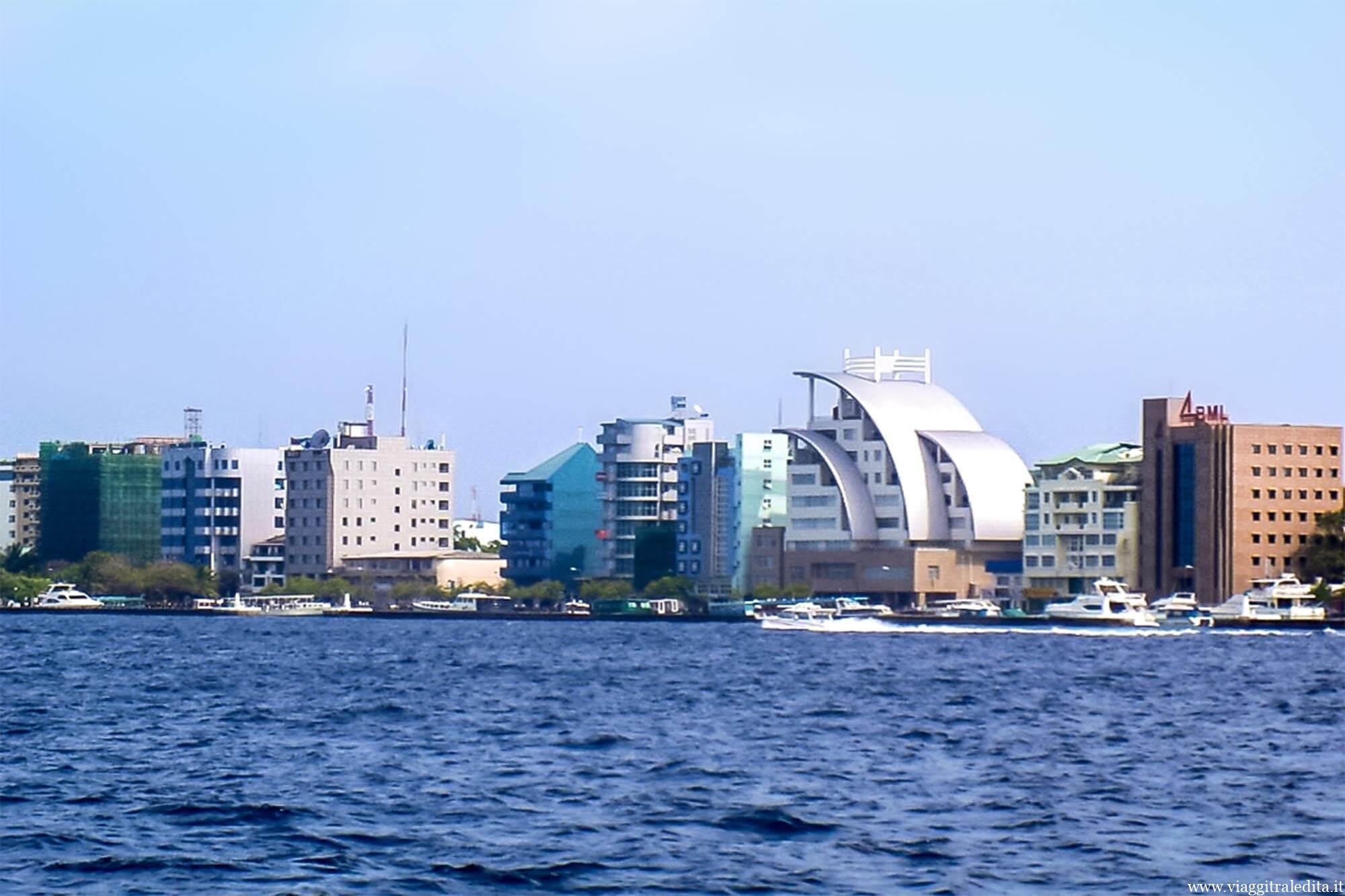 Panoramica di Malé, capitale delle Isole Maldive