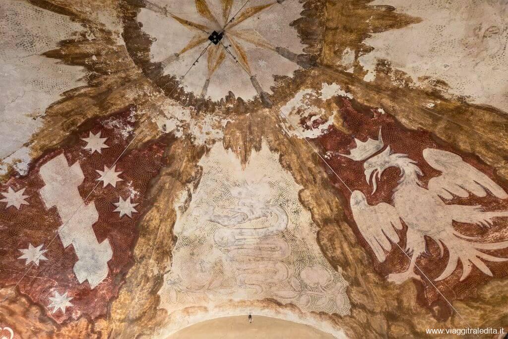 Affreschi degli stemmi araldici Affreschi degli stemmi araldici